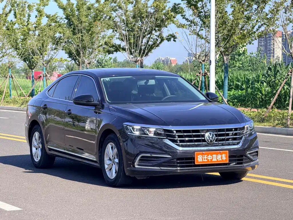 Volkswagen Passat 2021