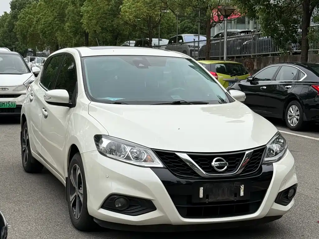 Nissan Tiida 2016
