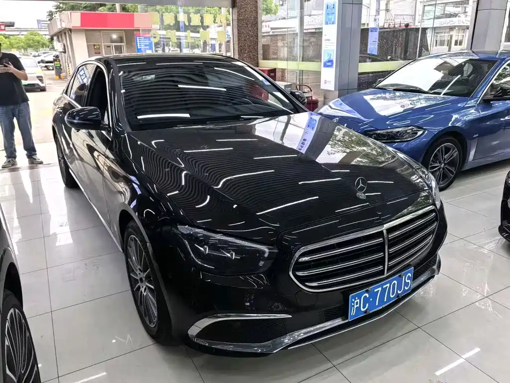 Mercedes-Benz E-Class 2021