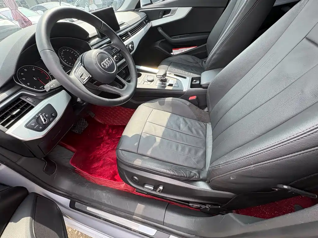 Audi A4L 2017