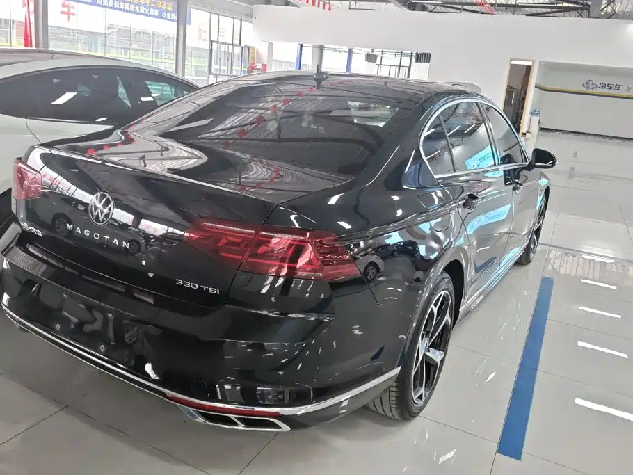 Volkswagen Magotan 2024
