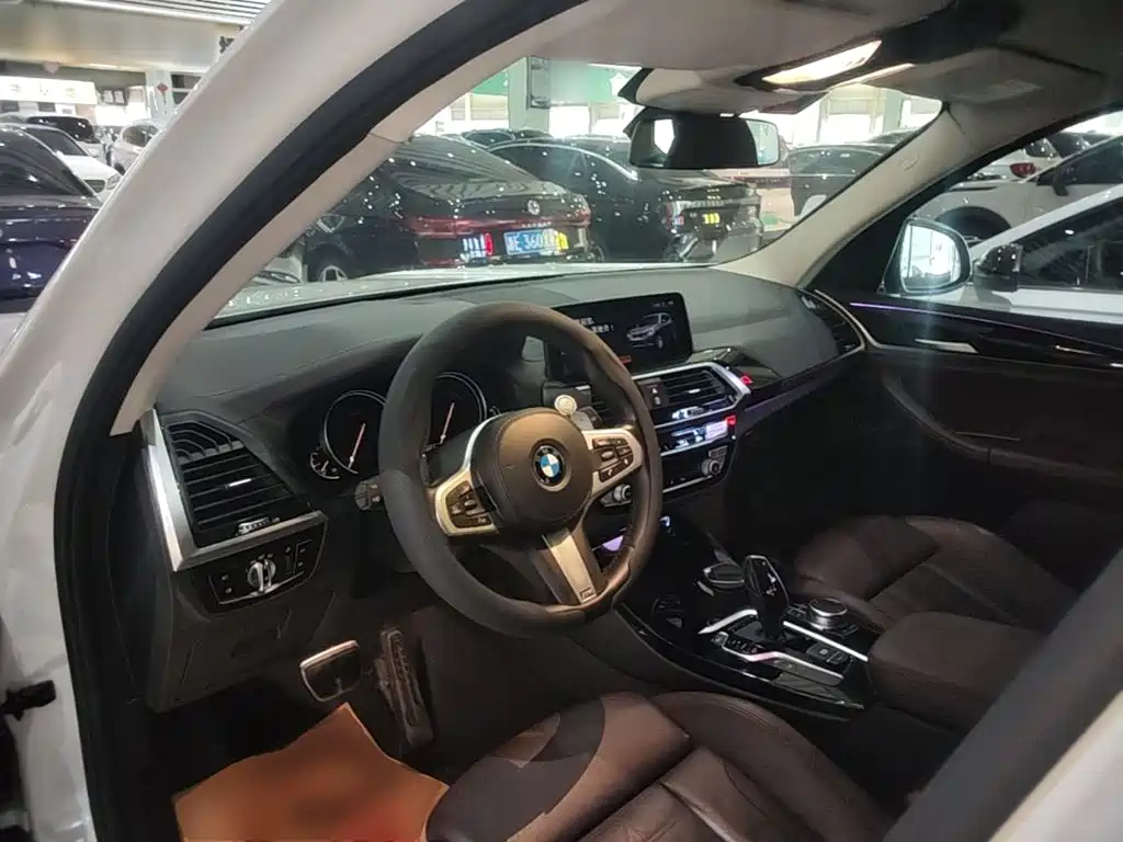 BMW X3 2019 — фото 10