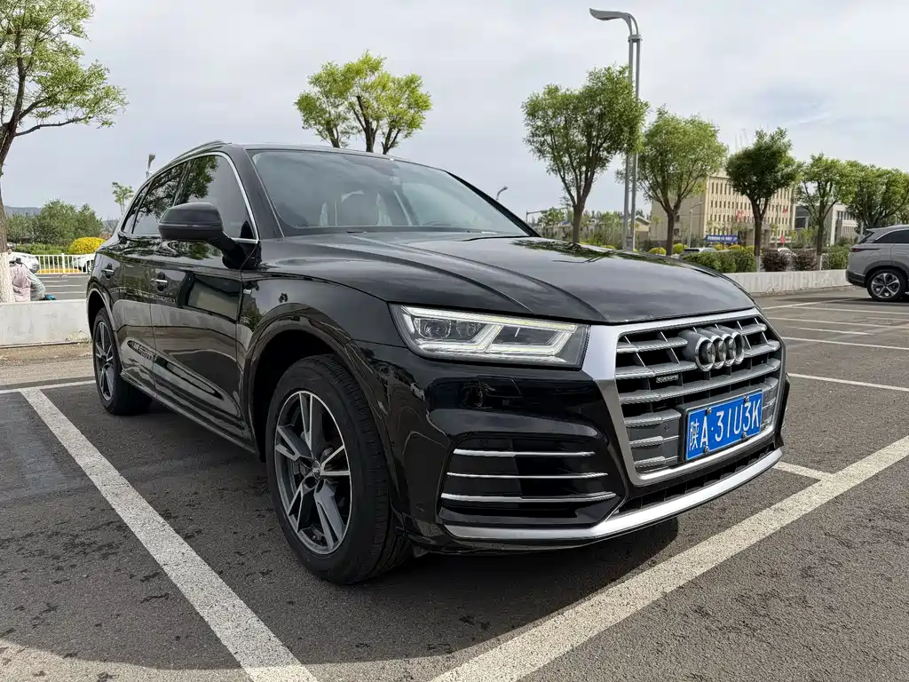 Audi Q5L 2020 — фото 3