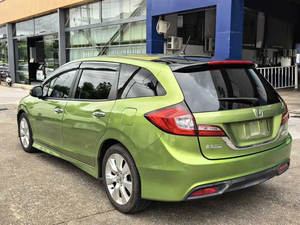 Honda Jade 2016 — фото 6