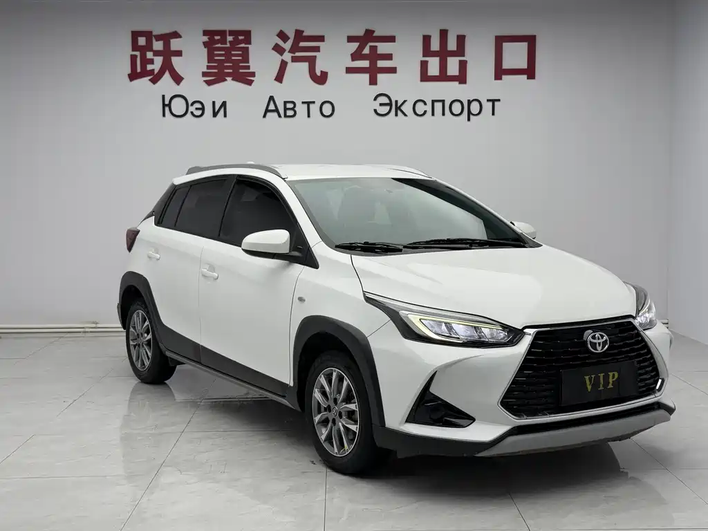 Toyota Yaris L 2021