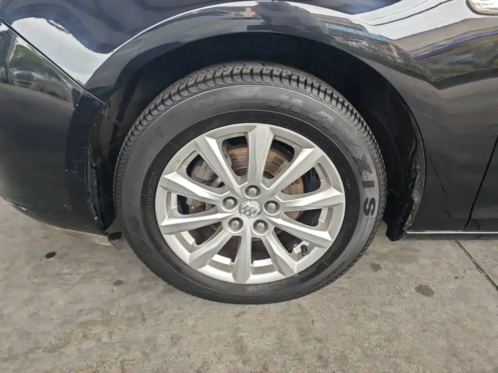 Buick Excelle 2015 — фото 23