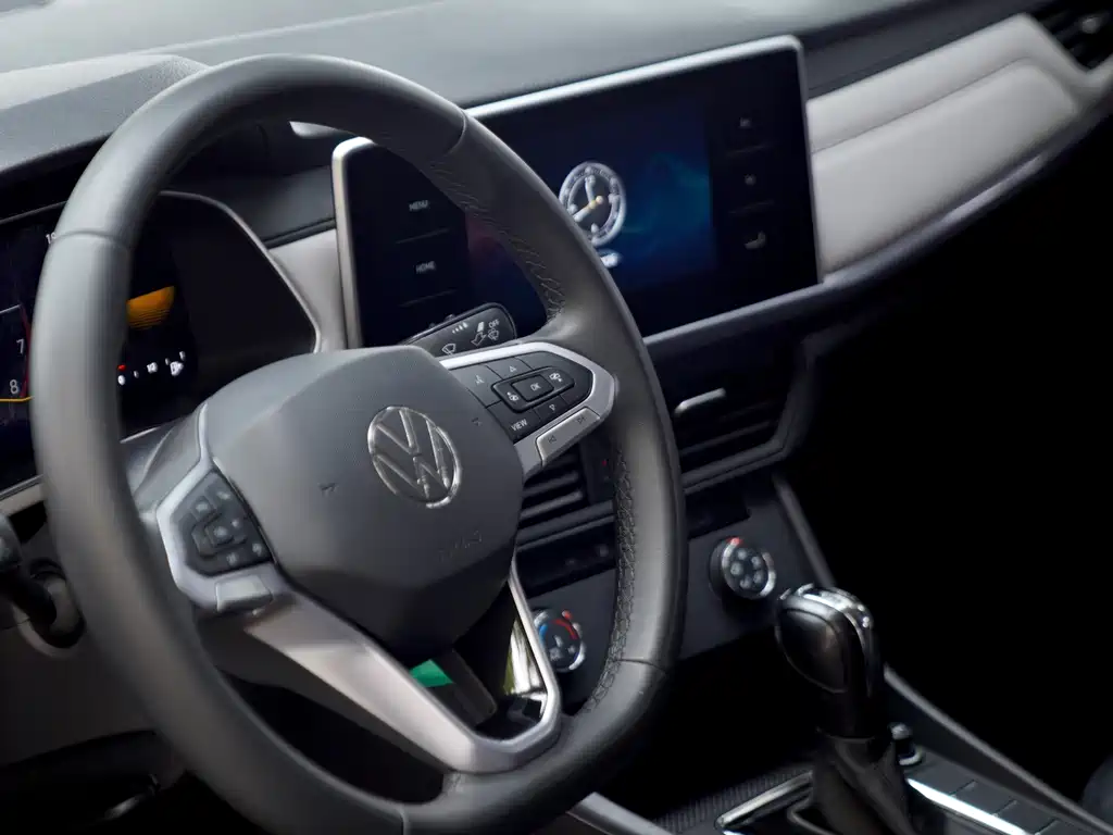 Volkswagen Bora 2024