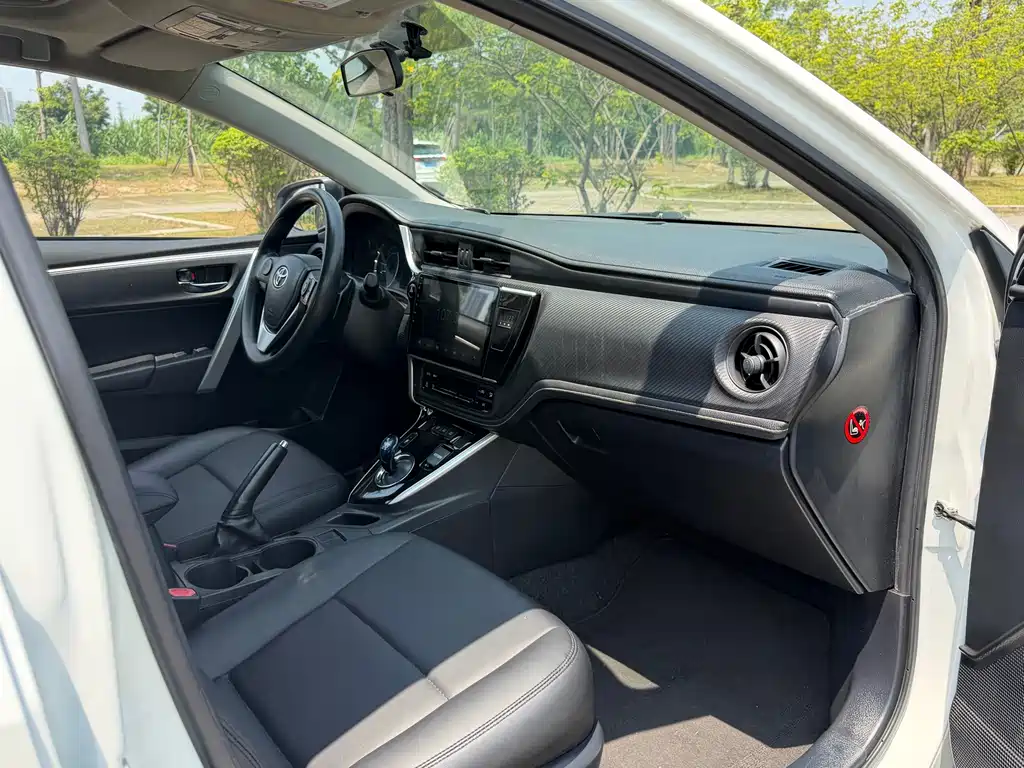 Toyota Levin 2018 — фото 16