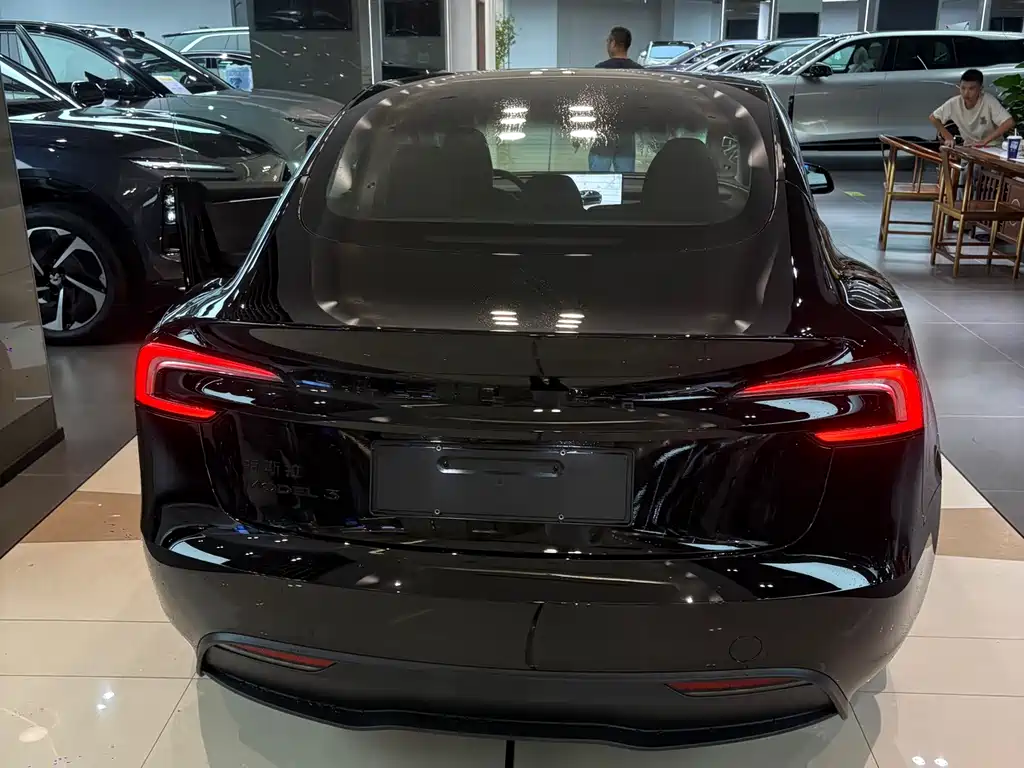 Tesla Model 3 2026