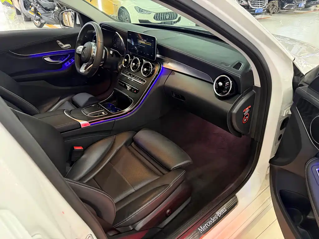 Mercedes-Benz C-Class 2020 — фото 16