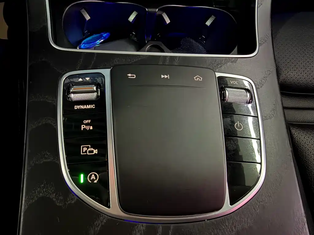 Mercedes-Benz C-Class 2020 — фото 18