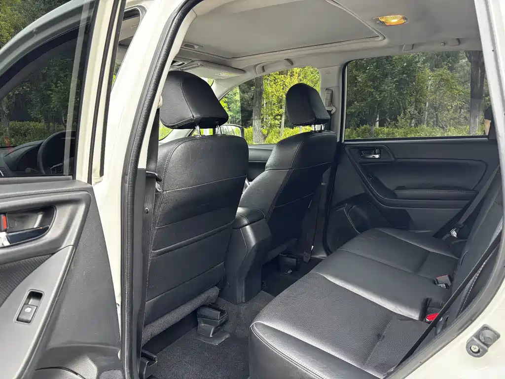 Subaru Forester 2016