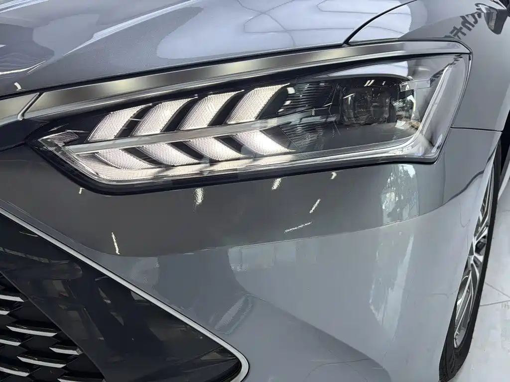 BYD Qin PLUS 2023 — фото 7