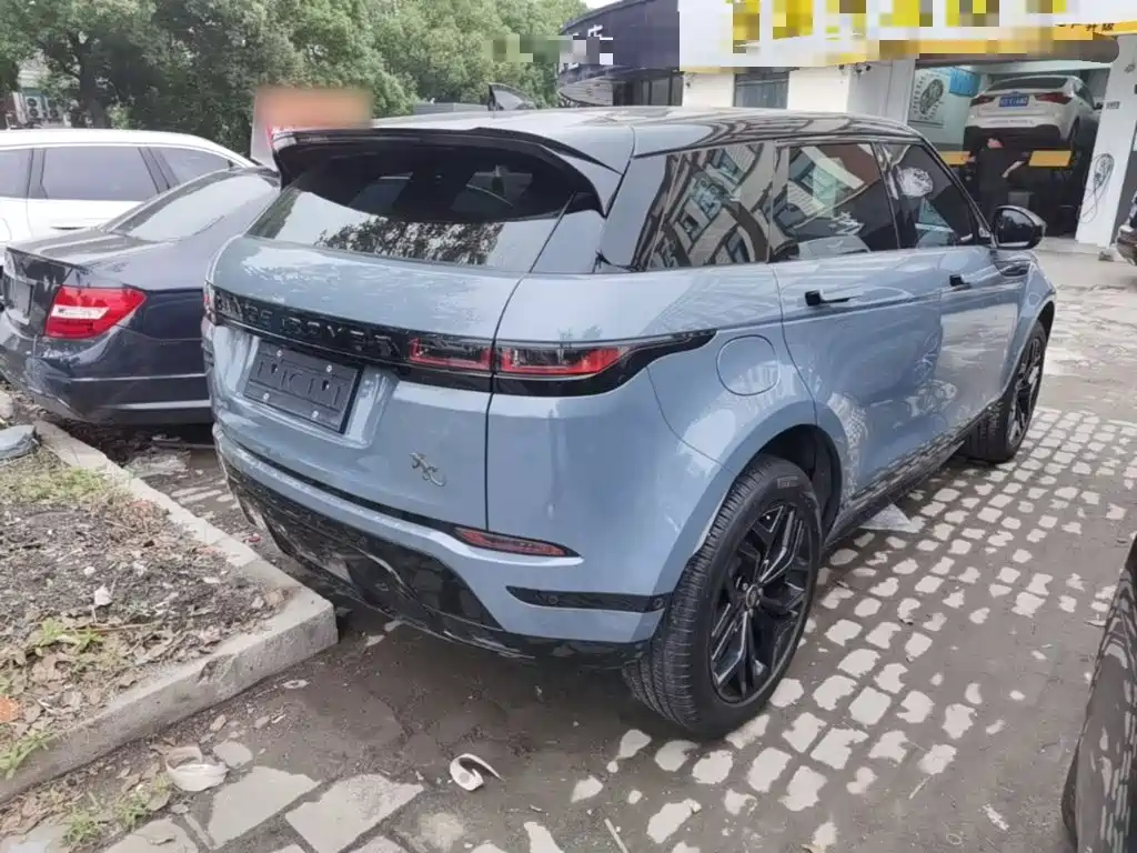 Land Rover Evoque 2021