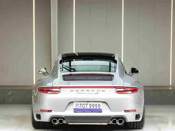 Porsche 911 2018