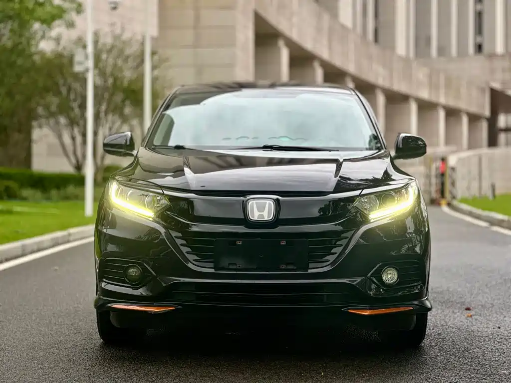 Honda Vezel 2022 — фото 2