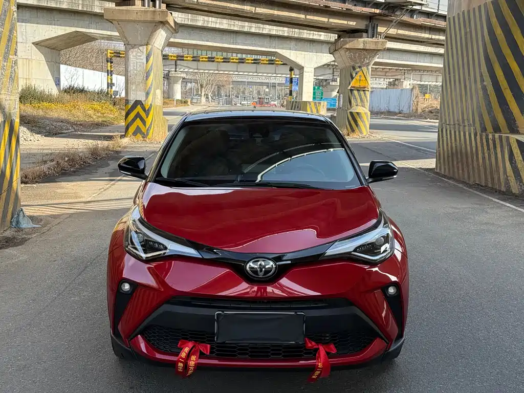 Toyota C-HR 2022 — фото 3