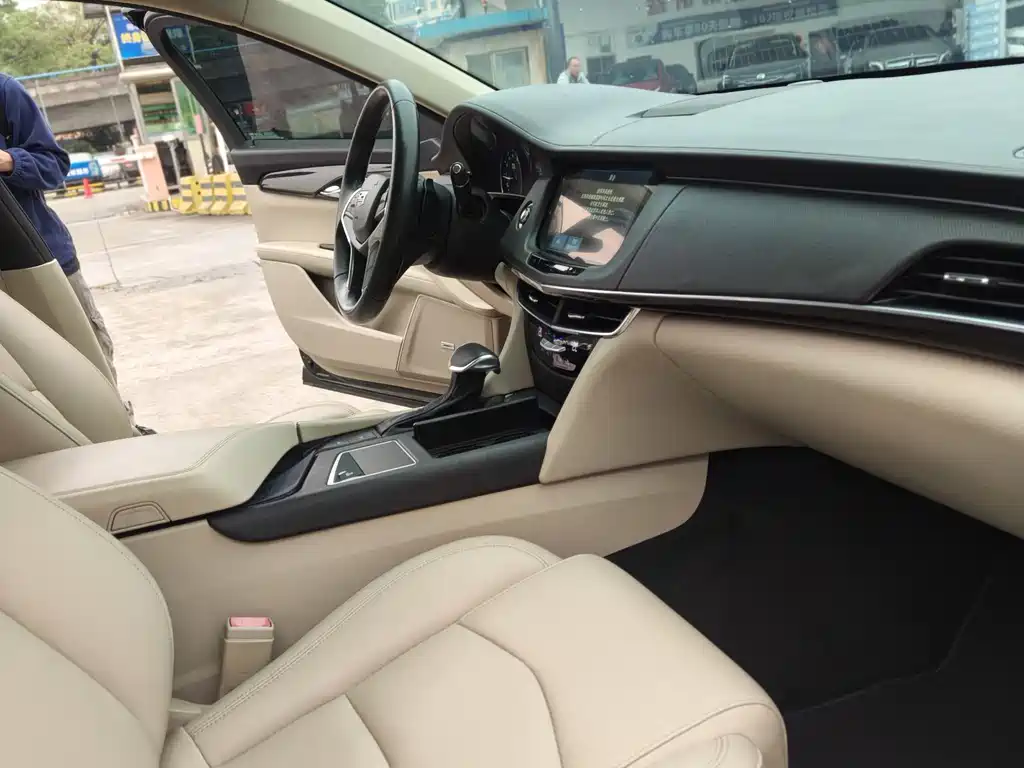 Cadillac CT6 2017 — фото 12