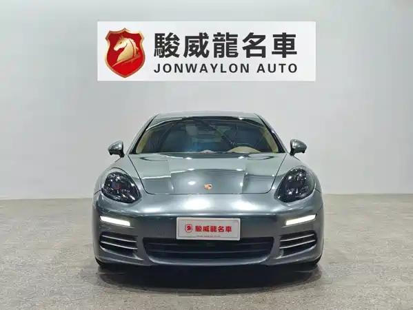 Porsche Panamera 2015