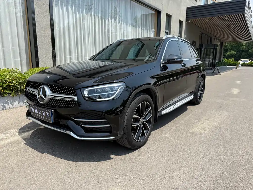 Mercedes-Benz GLC 2022 — фото 1