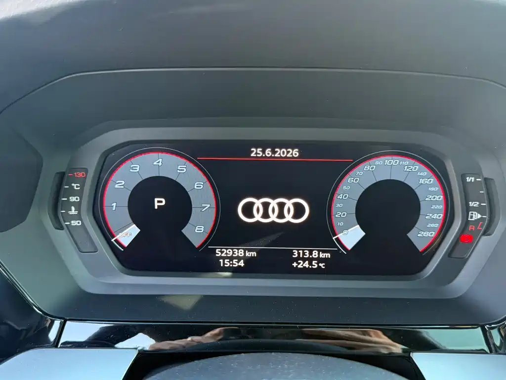 Audi A3 2023 — фото 12