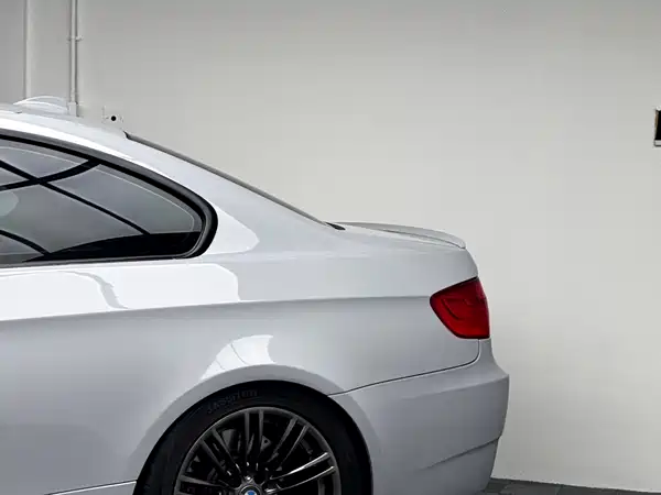 BMW M3 2011