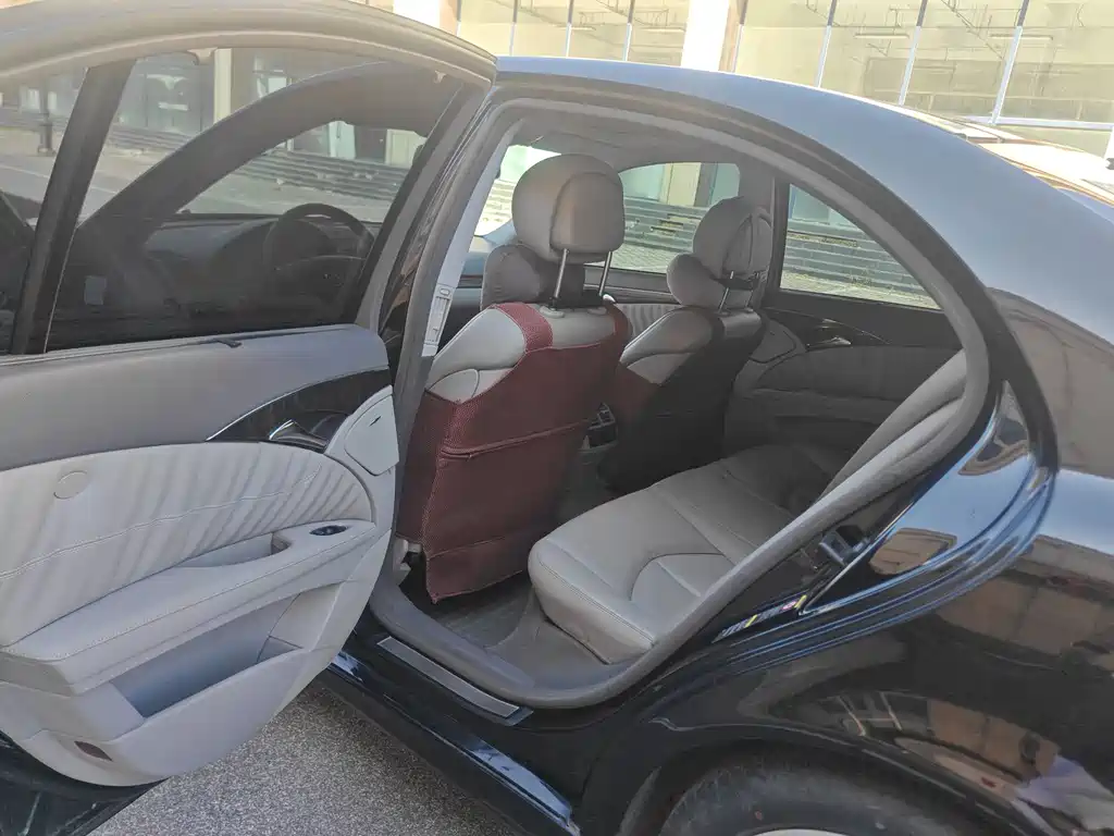 Mercedes-Benz E-Class 2007