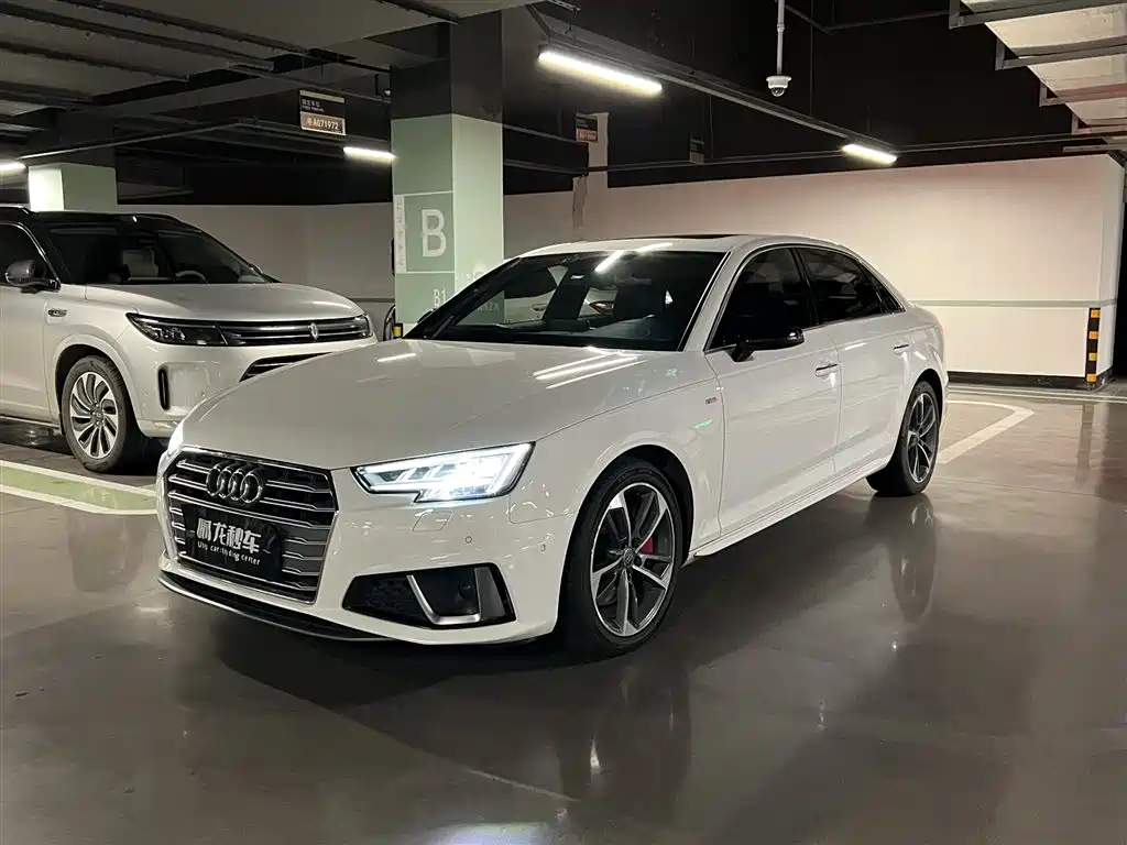 Audi A4L 2019