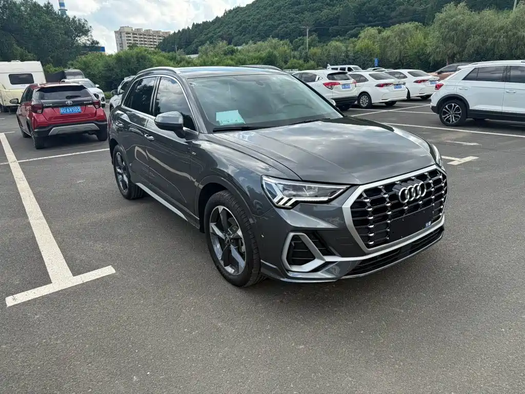 Audi Q3 2022 — фото 18