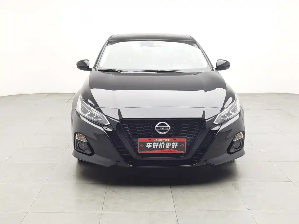 Nissan Teana 2022