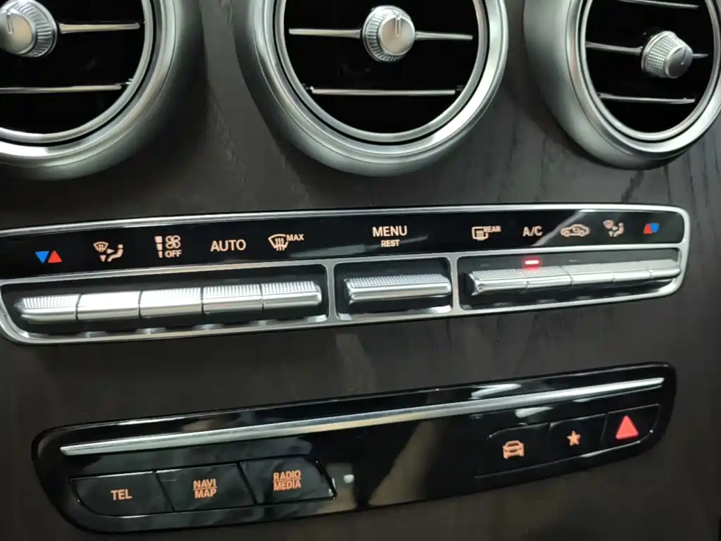 Mercedes-Benz GLC 2021 — фото 13