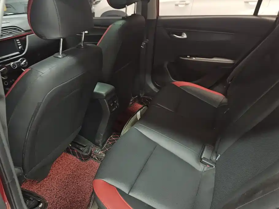 Kia KX CROSS 2019 — фото 11