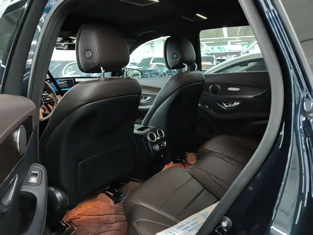 Mercedes-Benz GLC 2021 — фото 17