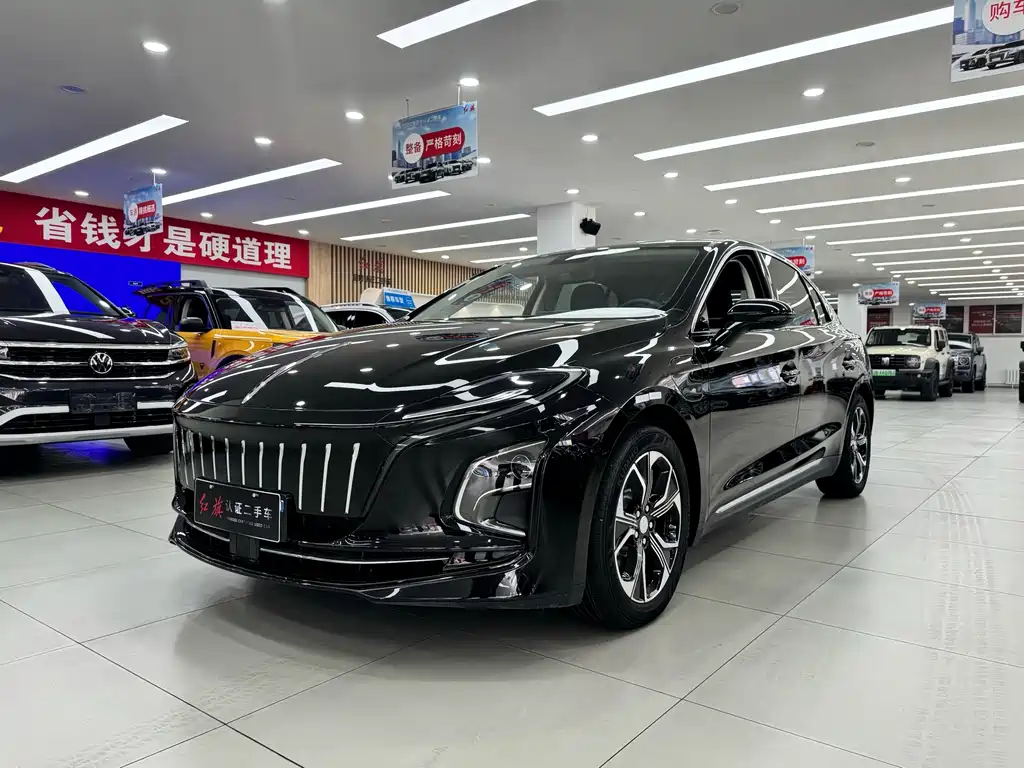 Hongqi E-QM5 2023 — фото 1