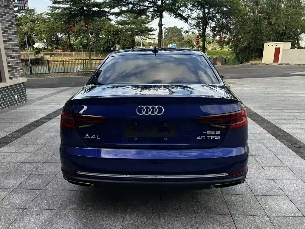 Audi A4L 2020 — фото 4