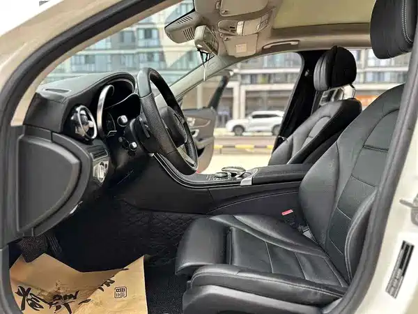 Mercedes-Benz C-Class 2016
