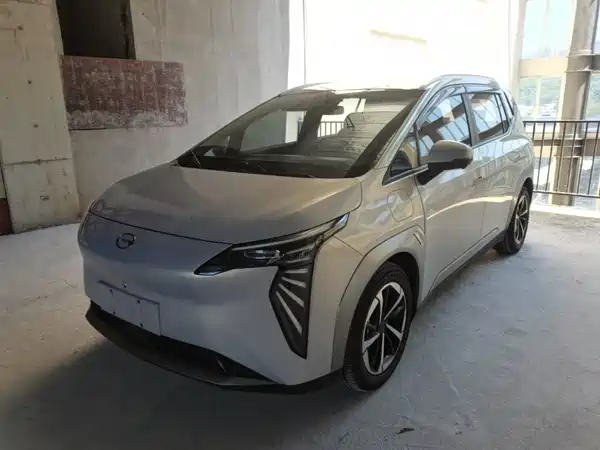 Aion Y 2023