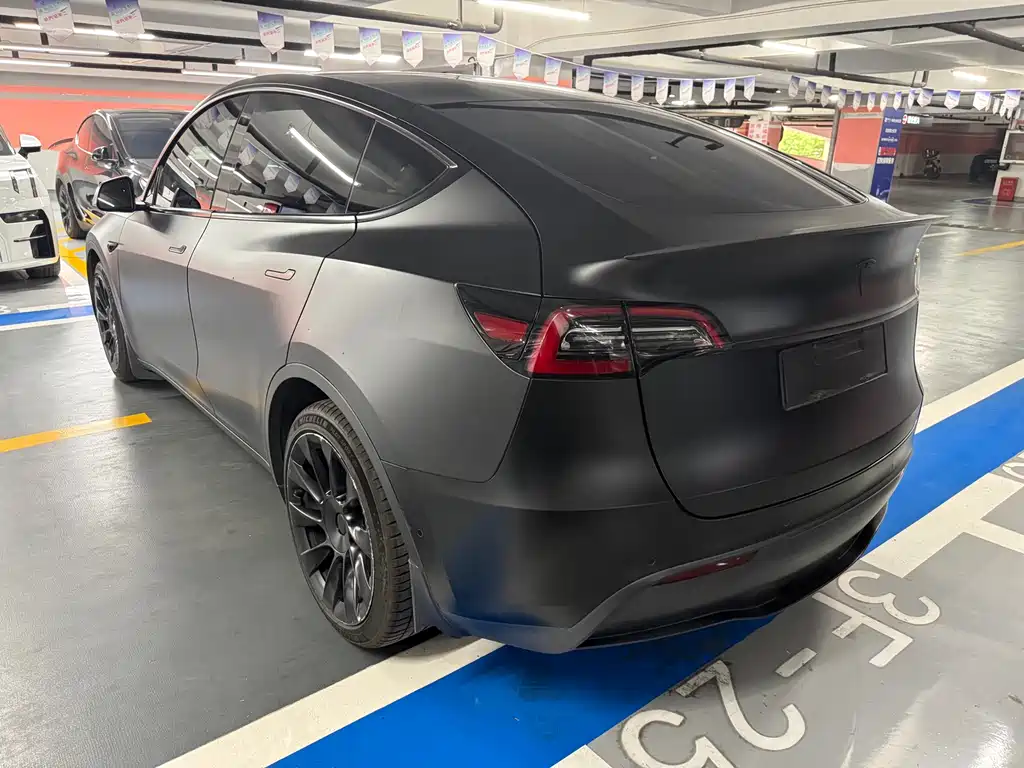 Tesla Model Y 2021 — фото 12