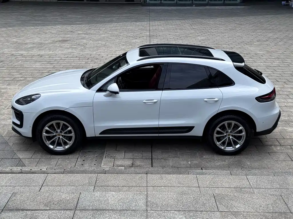 Porsche Macan 2022 — фото 2
