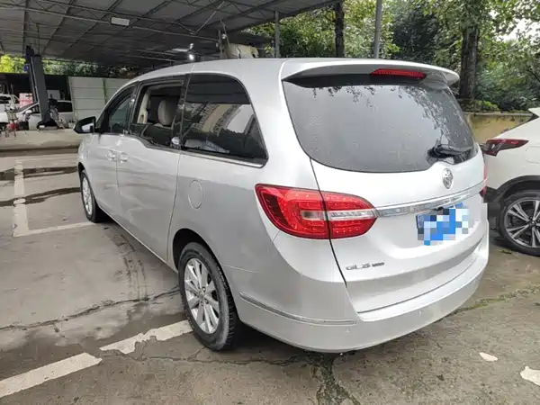 Buick GL8 2017
