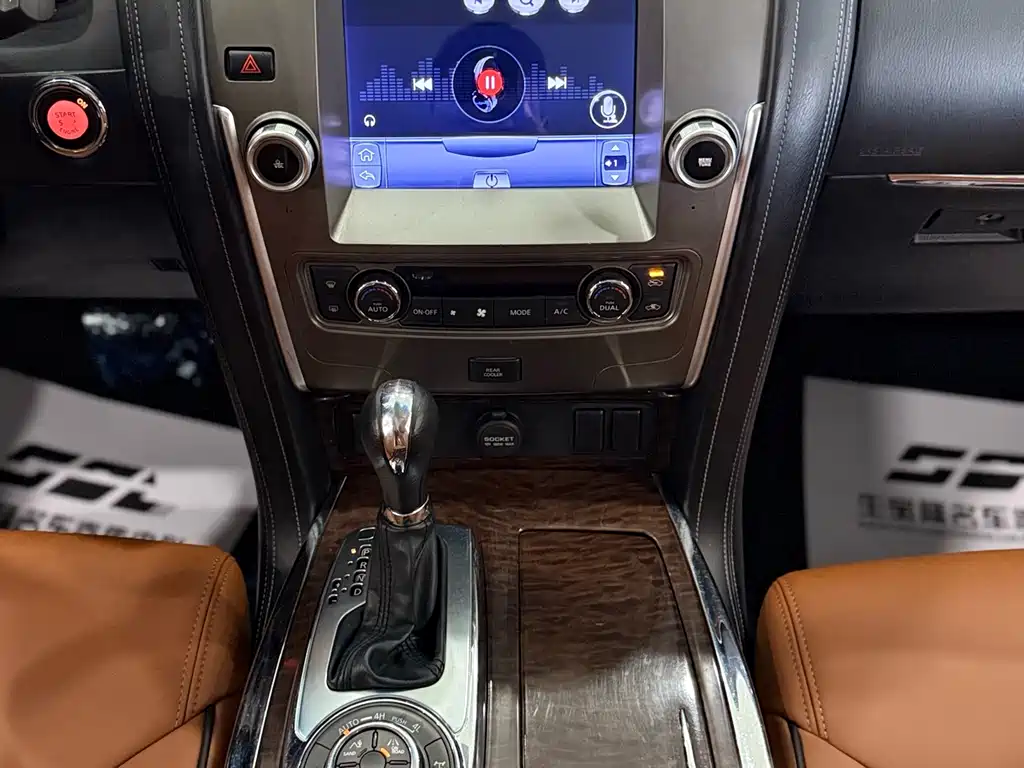 Nissan Patrol 2018 — фото 15