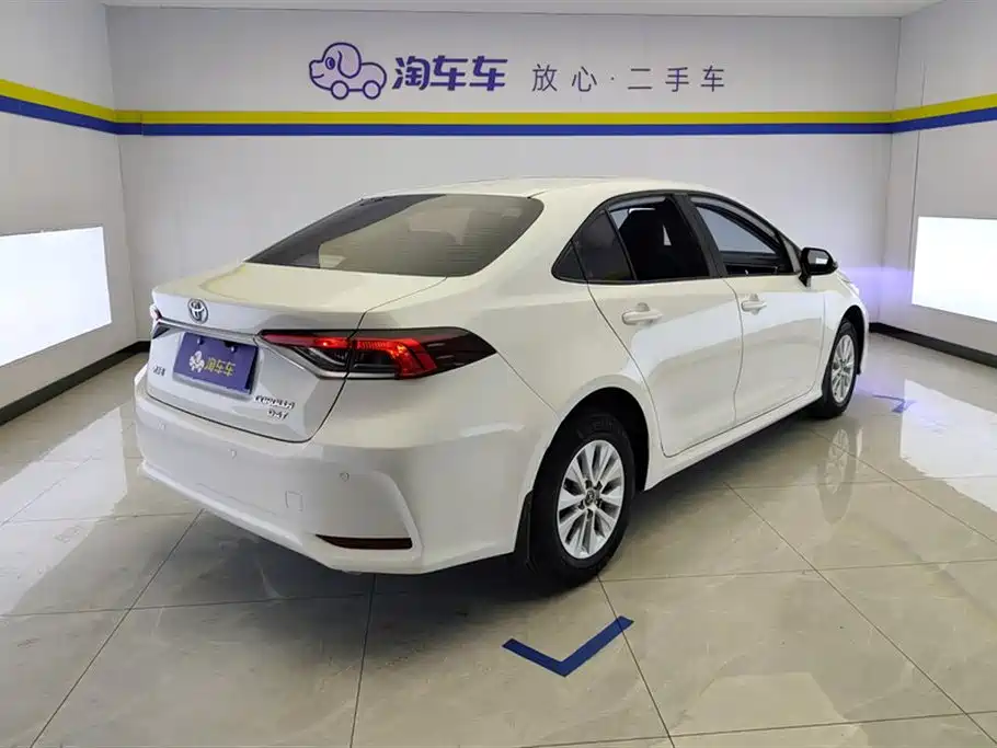 Toyota Corolla 2020 — фото 3