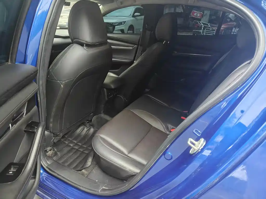 Mazda 3 Angkesela 2023