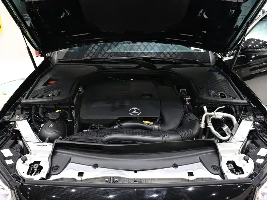Mercedes-Benz E-Class 2022 — фото 25