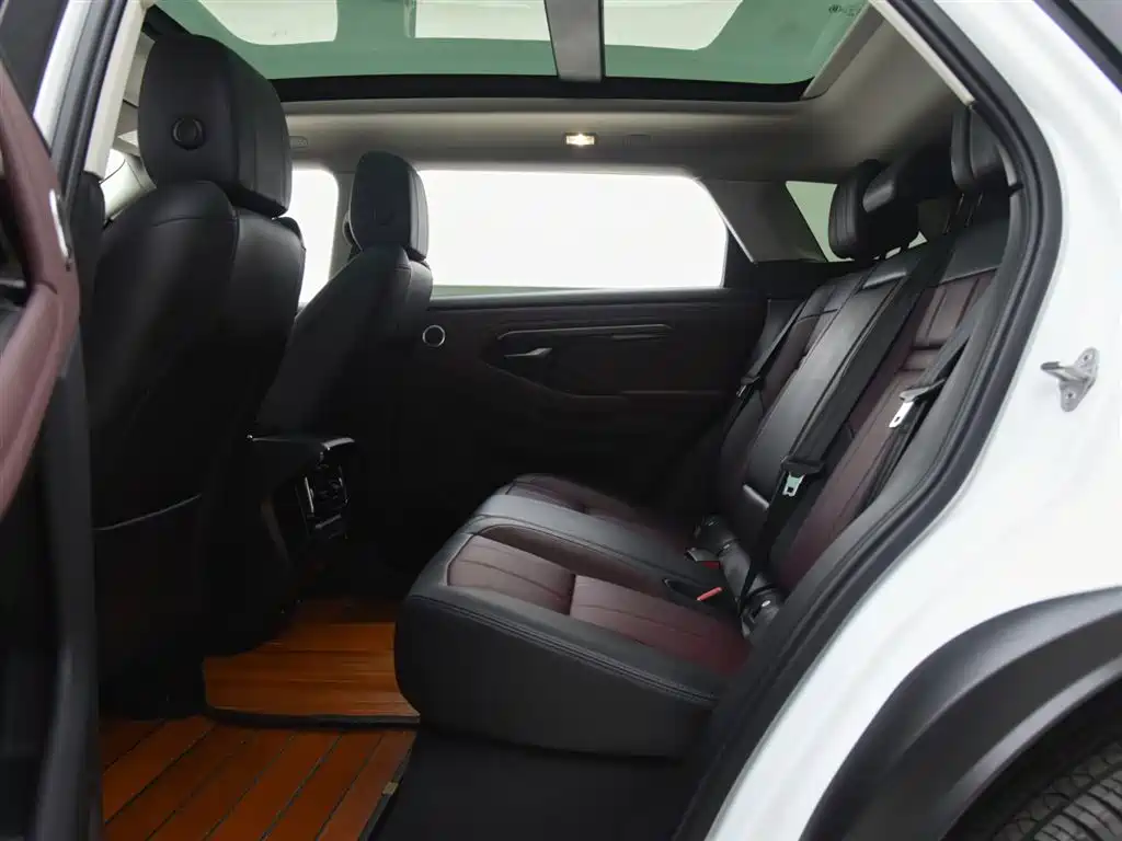 Land Rover Evoque 2023