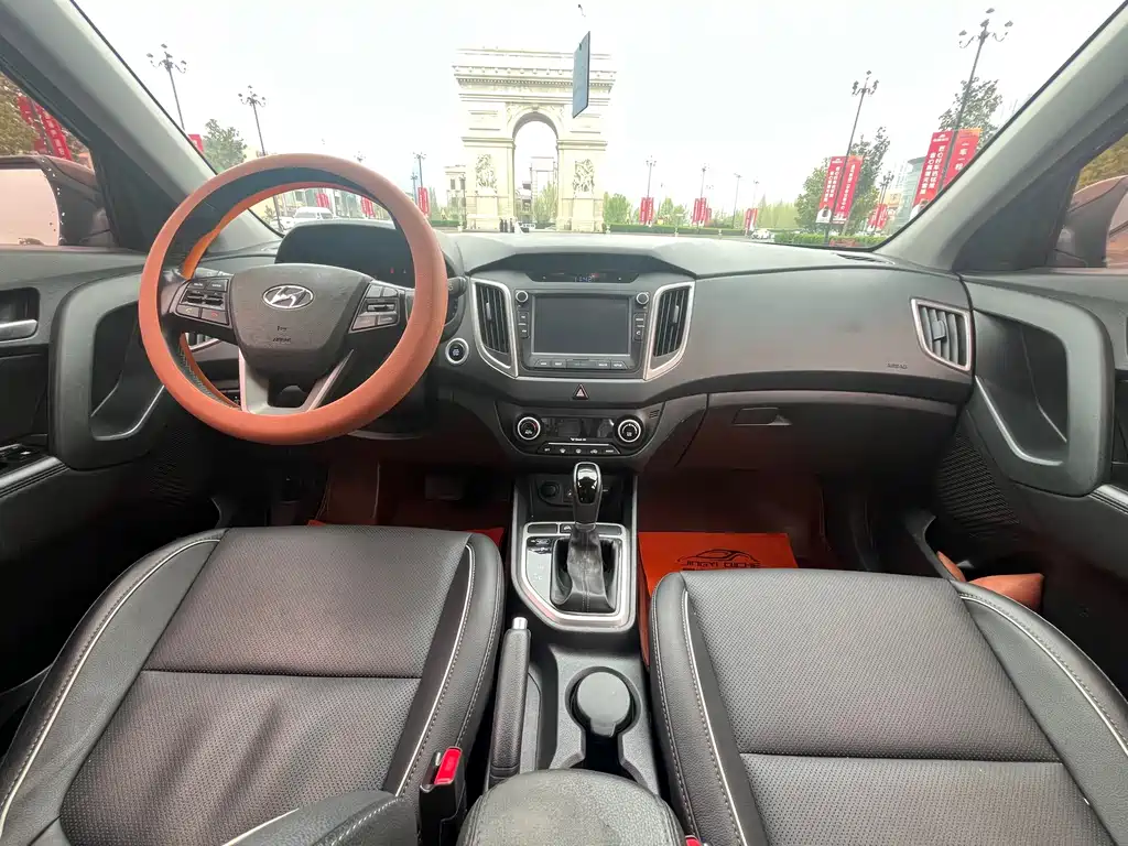 Hyundai ix25 2015 — фото 14