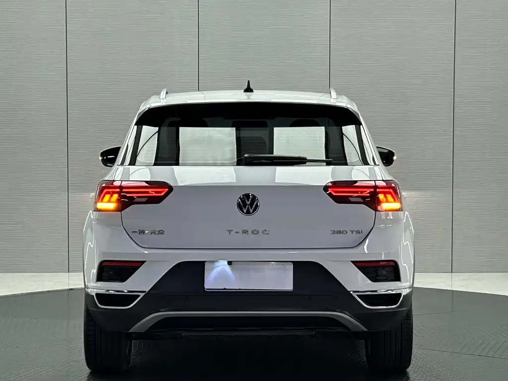 Volkswagen T-Roc 2022 — фото 3
