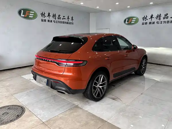 Porsche Macan 2024