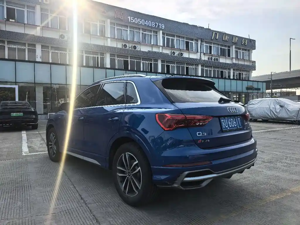 Audi Q3 2021