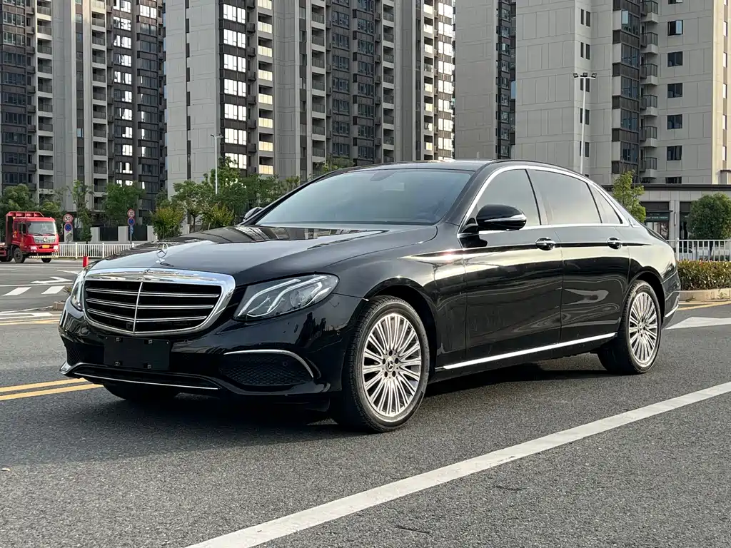 Mercedes-Benz E-Class 2020 — фото 1